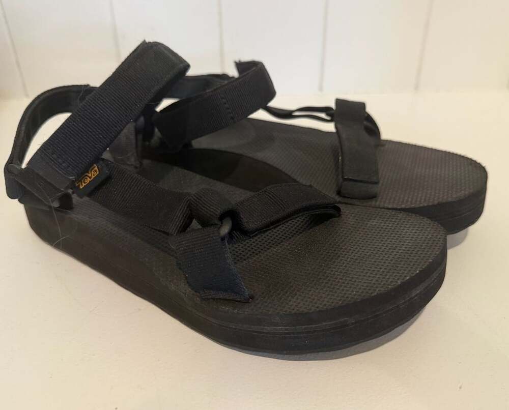 Teva Flatform Universal Black Sandals